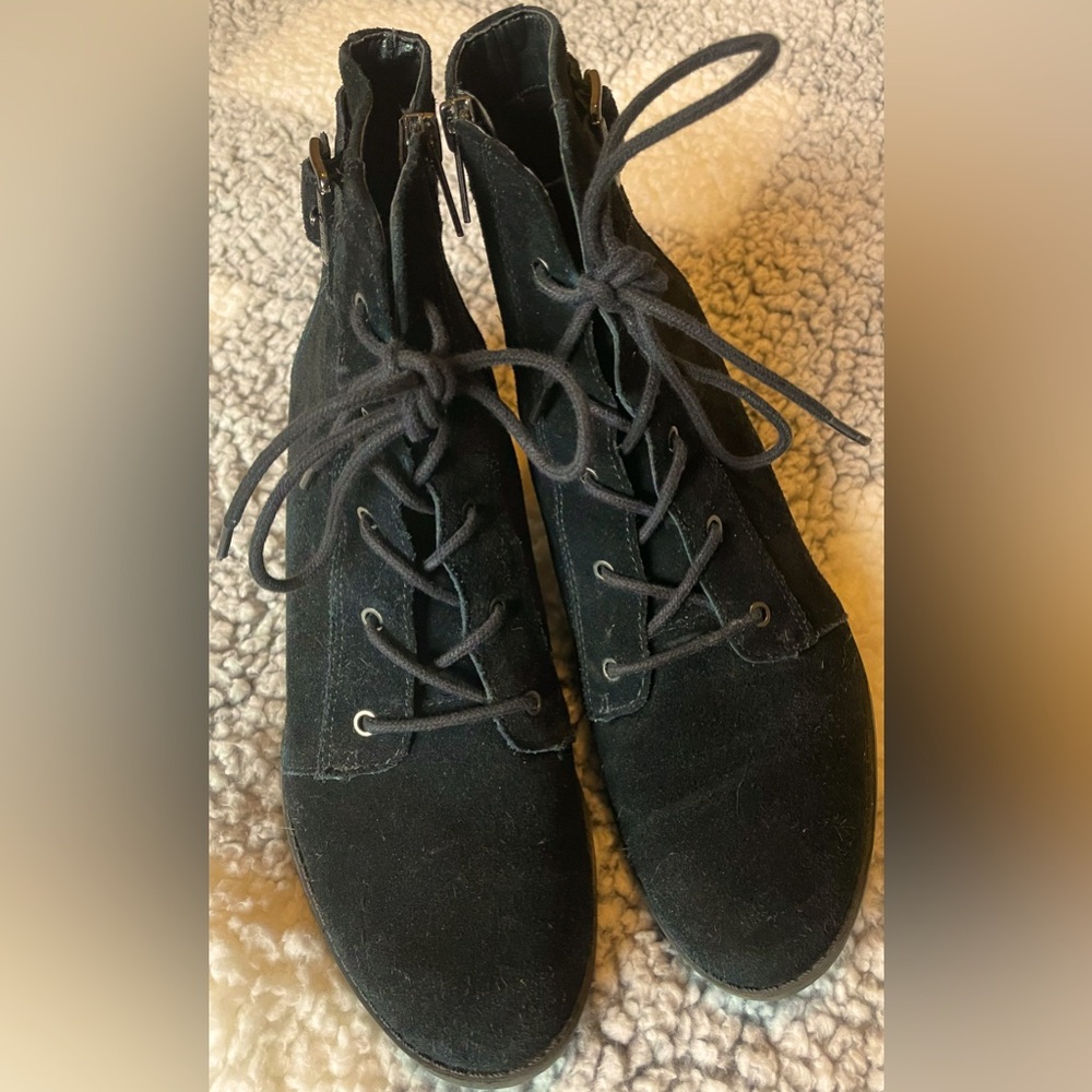 Anne Klein Booties * Size 8.5 * Black Suede